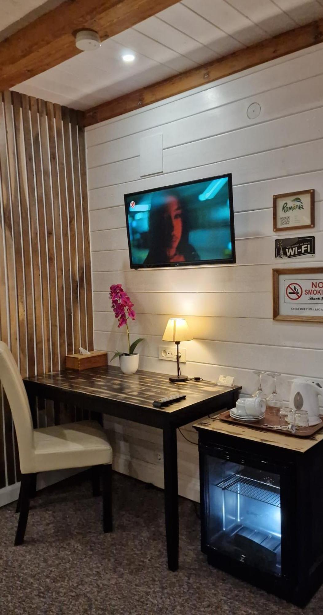 Guesthouse Postavarului Braşov Esterno foto
