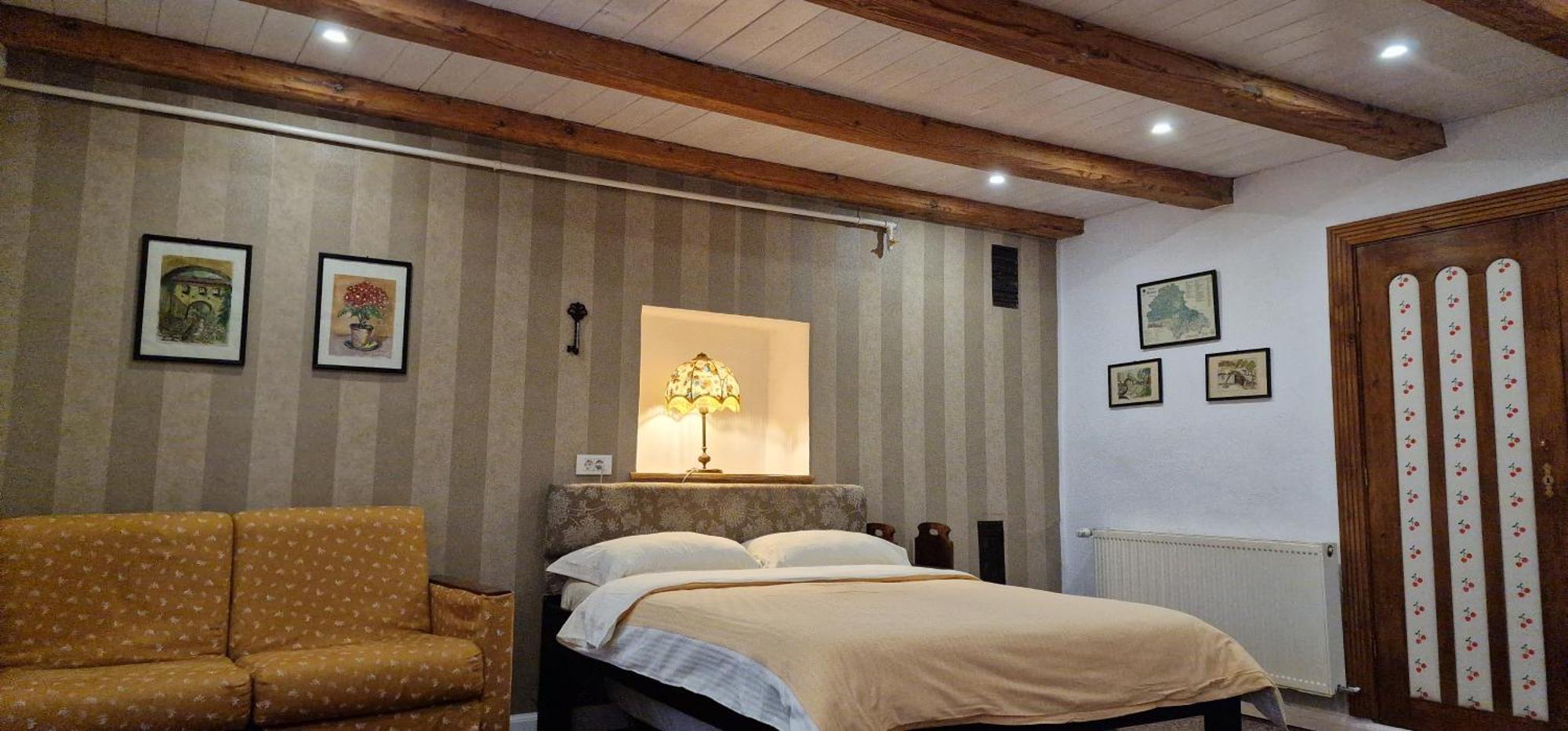 Guesthouse Postavarului Braşov Esterno foto